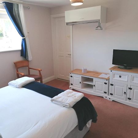 The Evenhill Hotel Canterbury Buitenkant foto