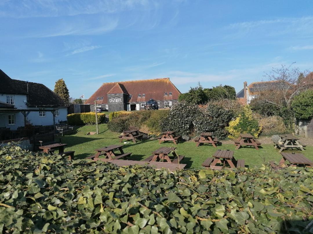 The Evenhill Hotel Canterbury Buitenkant foto