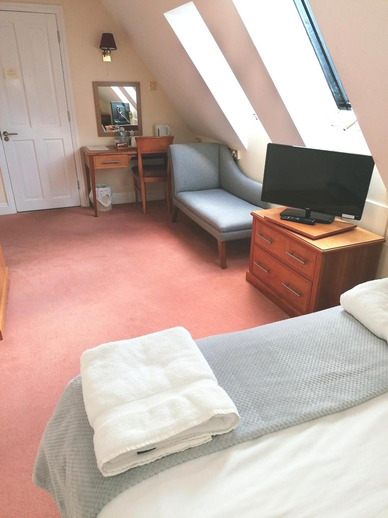 The Evenhill Hotel Canterbury Buitenkant foto