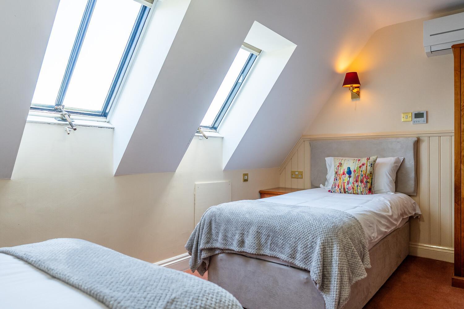 The Evenhill Hotel Canterbury Buitenkant foto